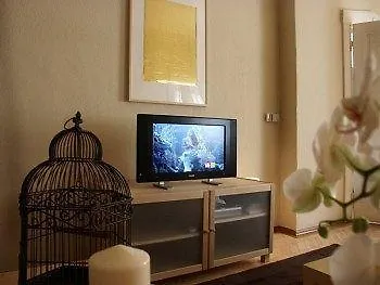 Golden Stars Dream Budapest Apartment 3*,  Hungría